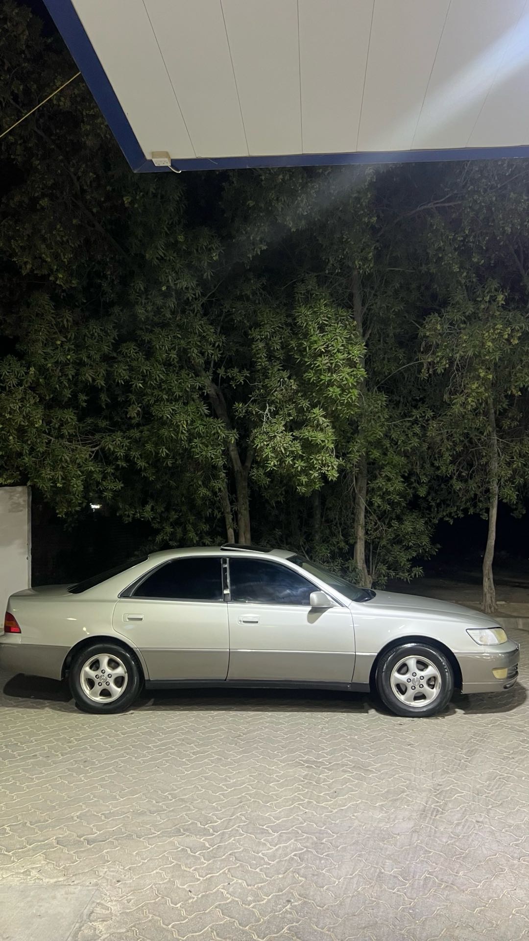 لكزس ES 300 Base 1998