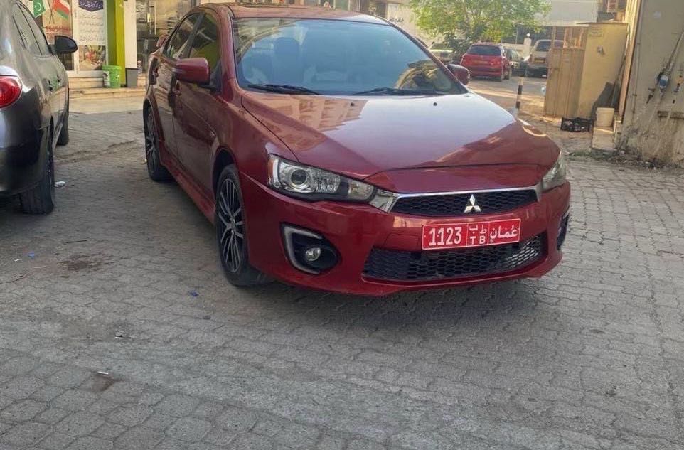 MITSUBISHI LANCER 2018