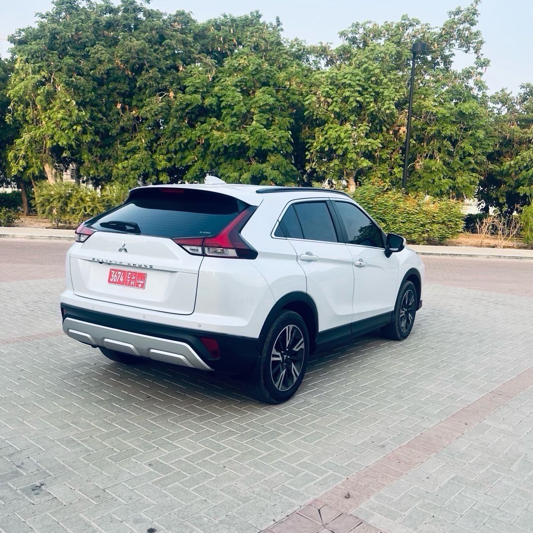 ميتسوبيشي اكلبس كروس 2026