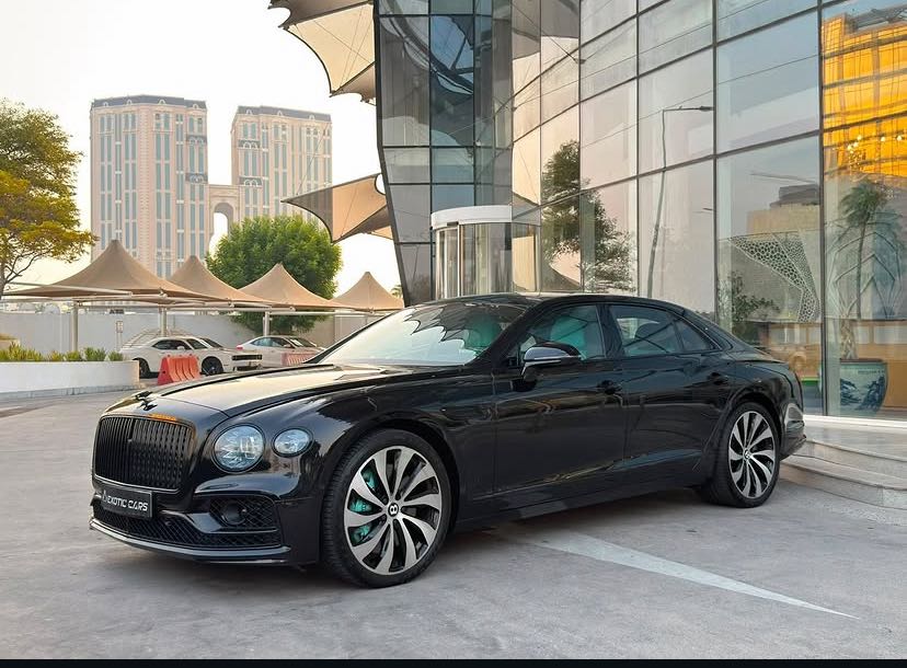 BENTLEY FLYING SPUR Mulliner 2022