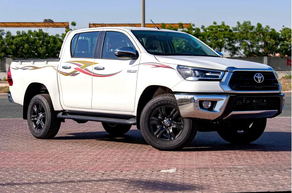 تويوتا هيلوكس Double Cab GLX 2026