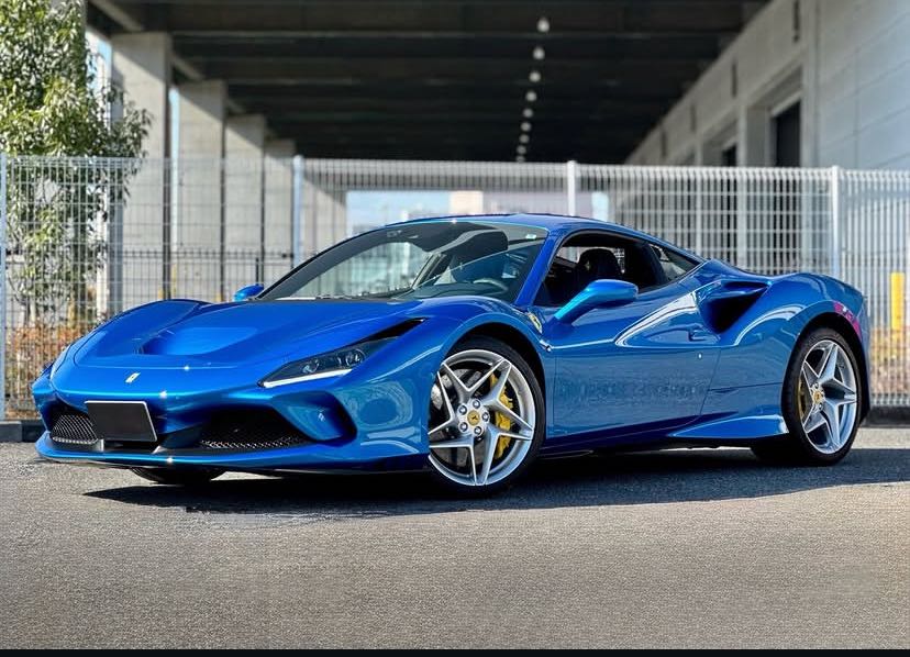FERRARI F8 Tributo 2020