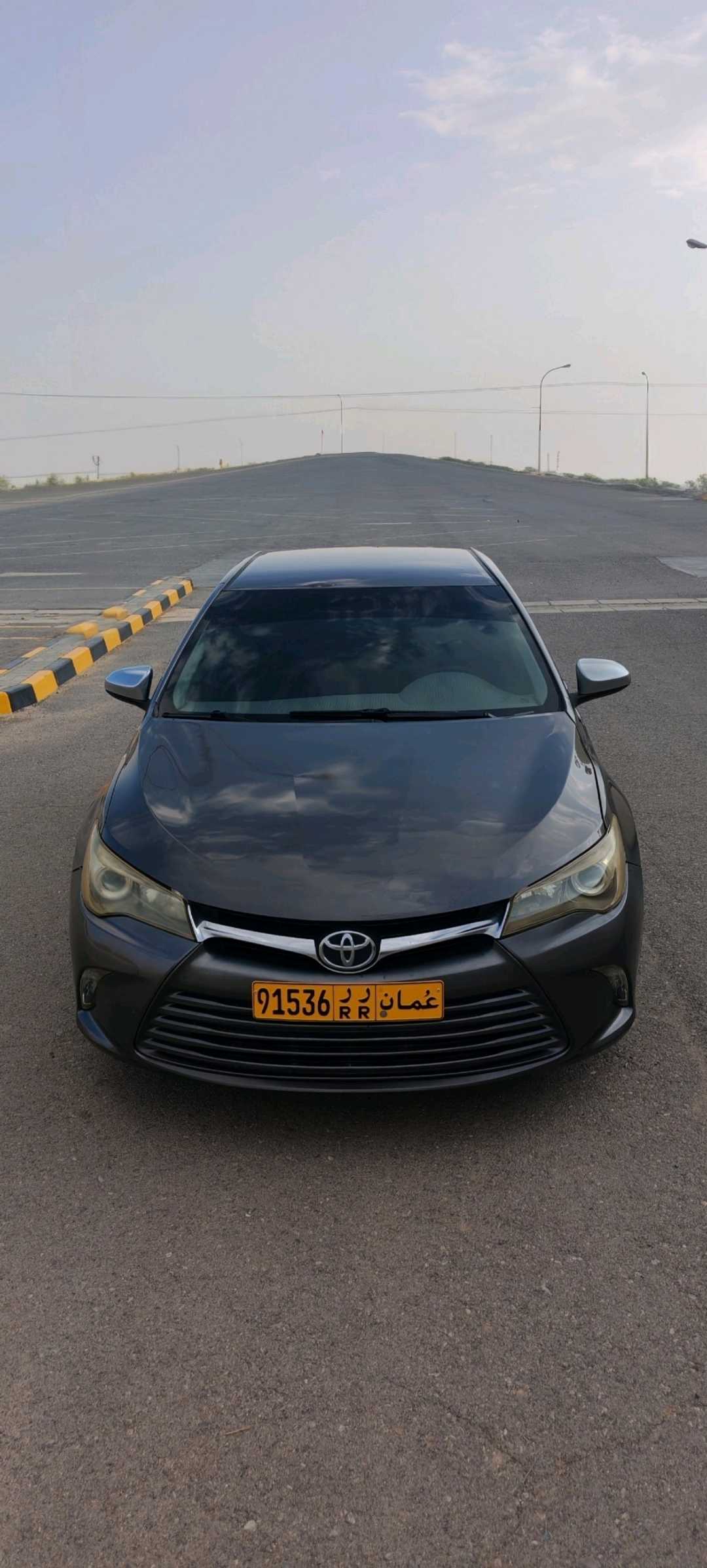 تويوتا كامري SE 2017