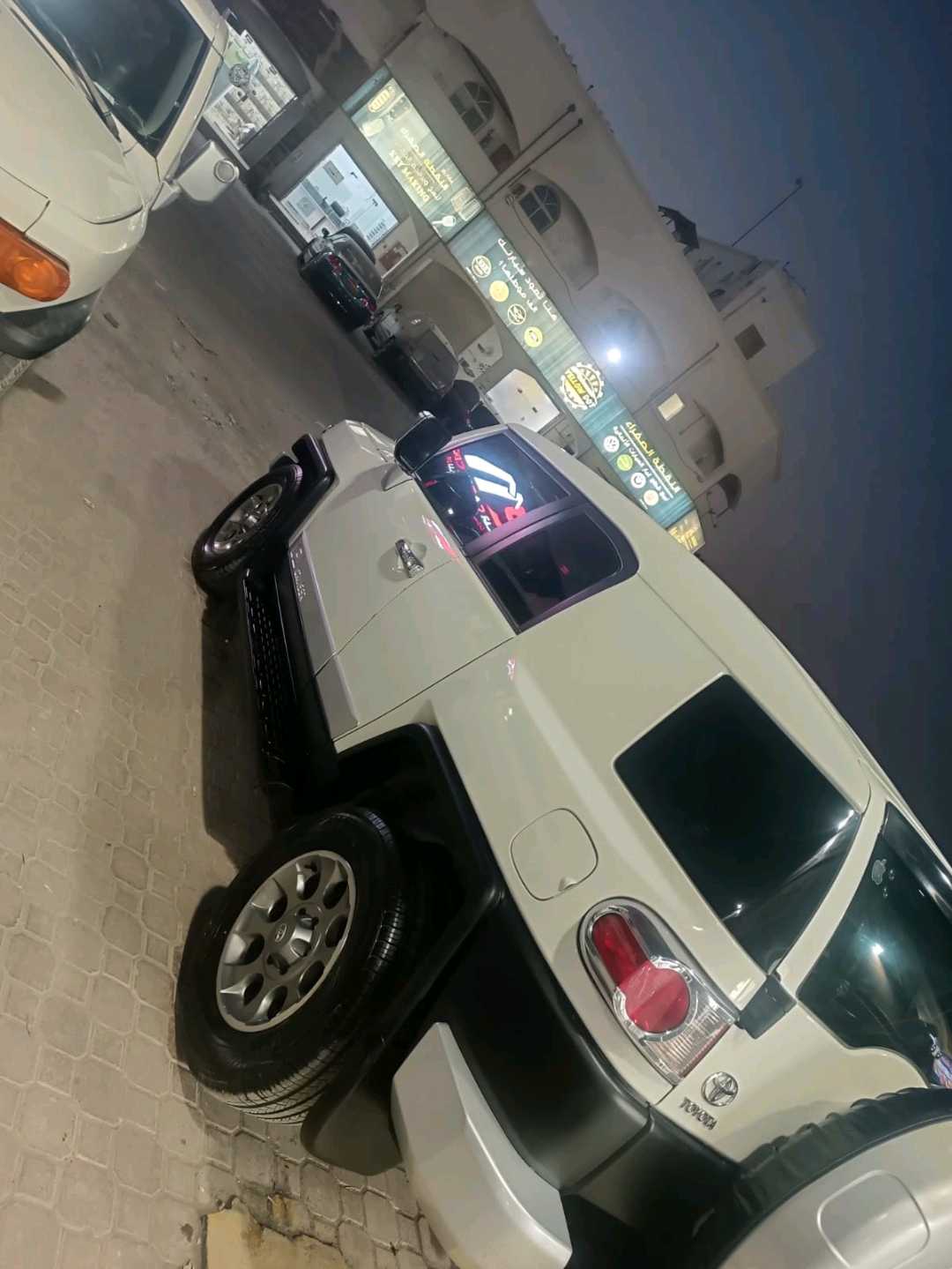 تويوتا أف جي 2009