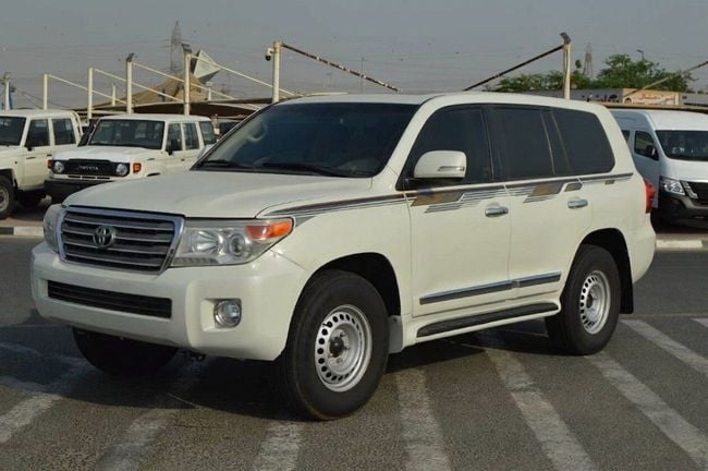 TOYOTA LAND CRUISER GX.R 2013