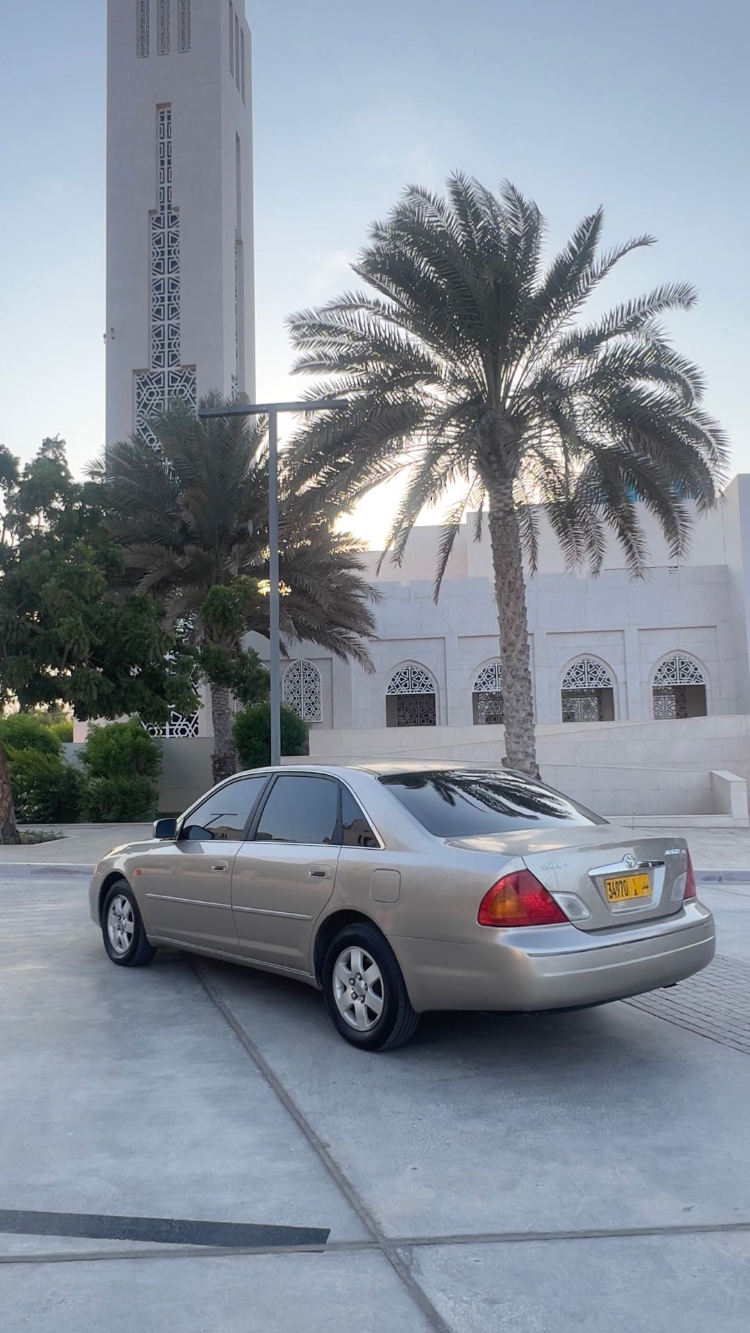 TOYOTA AVALON XLS 2000