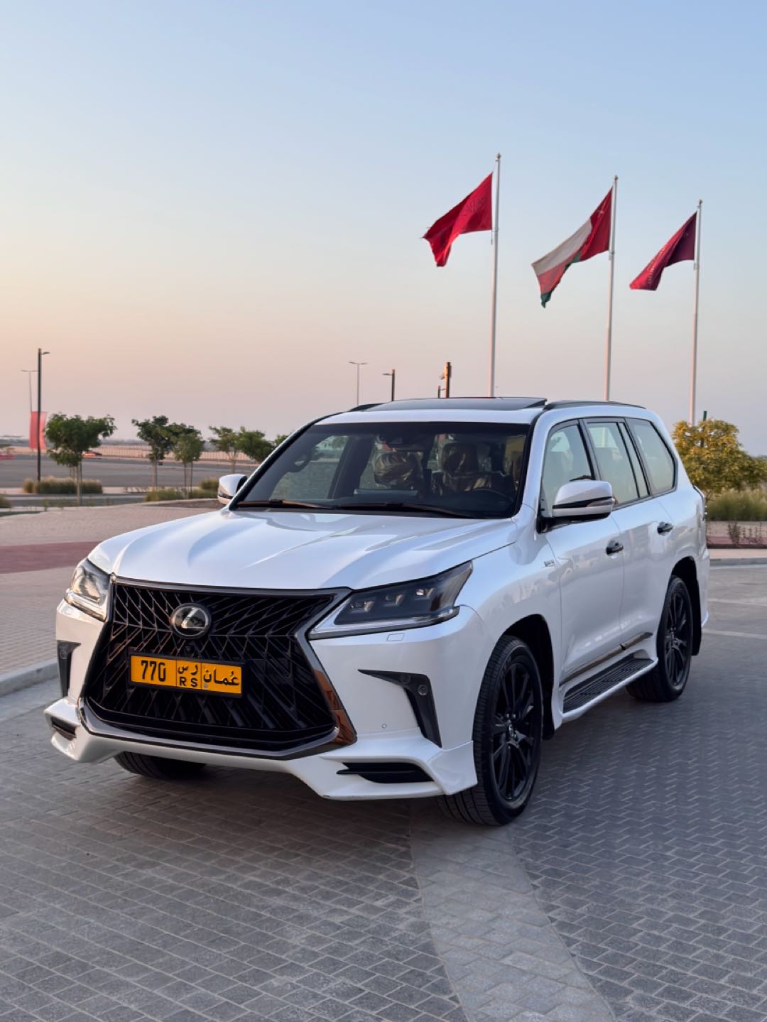 LEXUS LX 570 2019