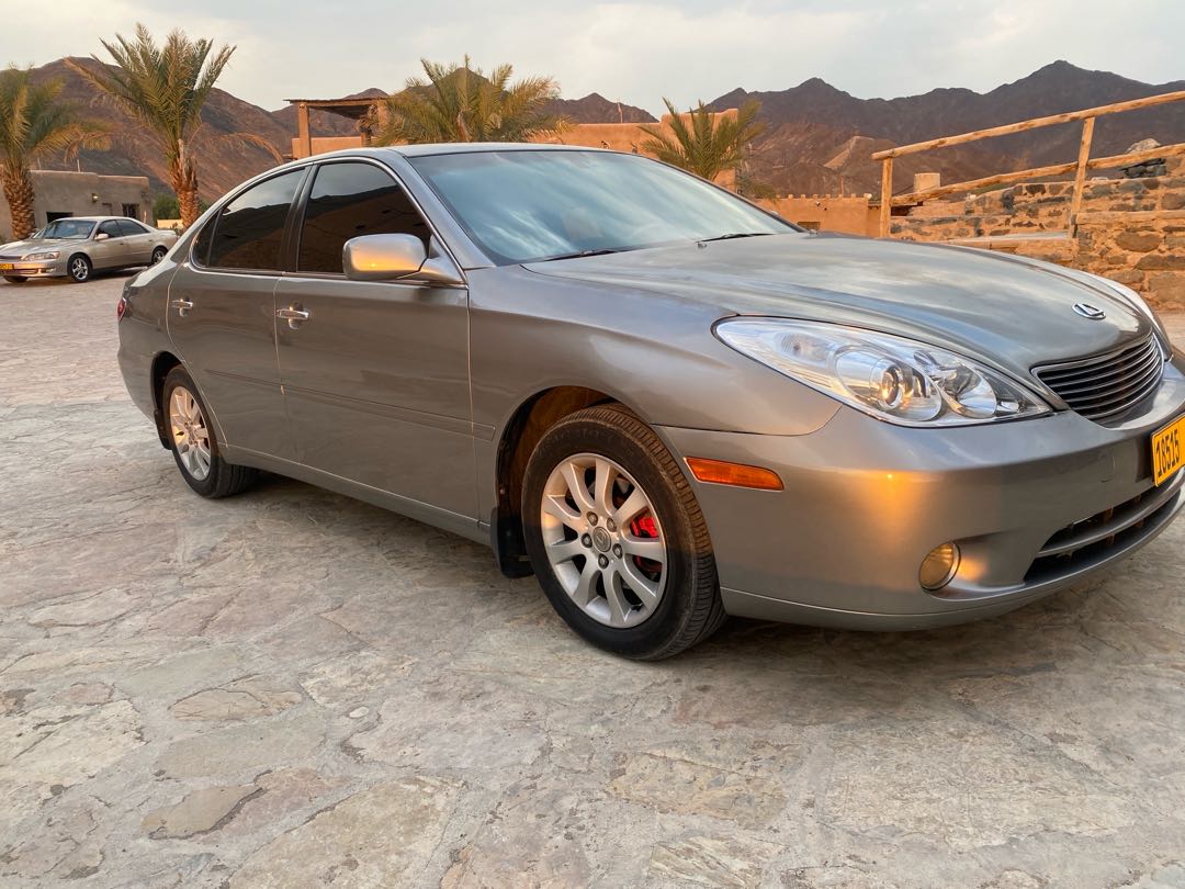 لكزس ES 330 Base 2005