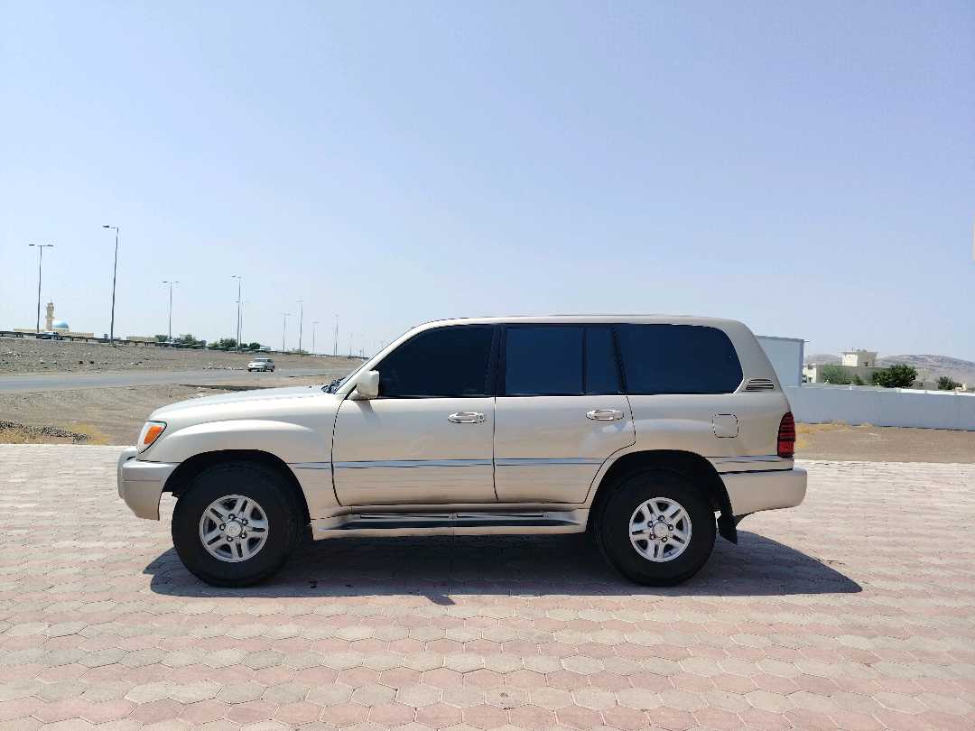 LEXUS LX 470 2001