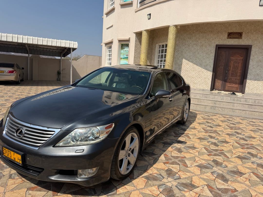 LEXUS LS 460L 2011