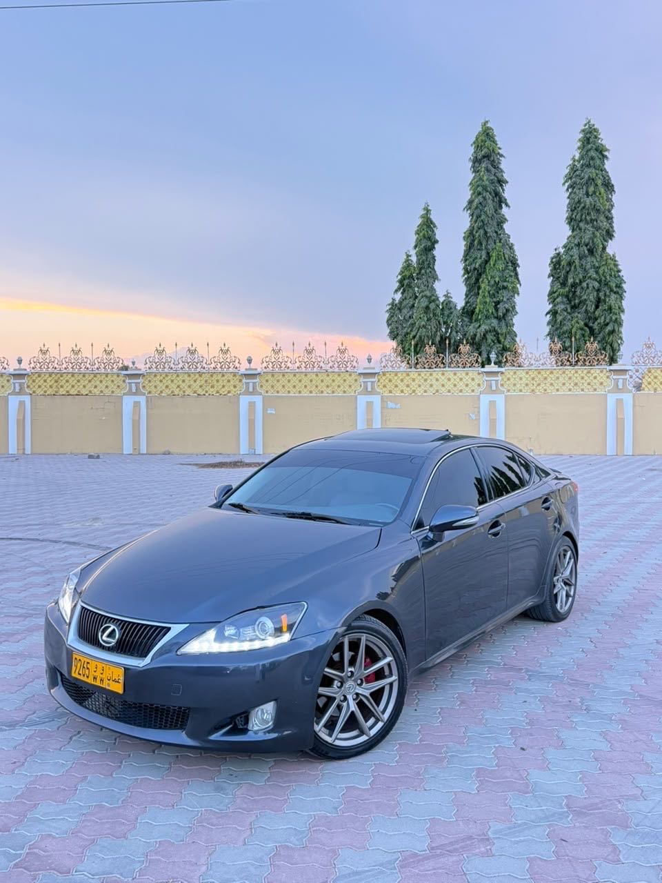 لكزس IS 250 Base 2010