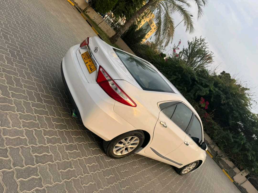 تويوتا كامري GL 2017