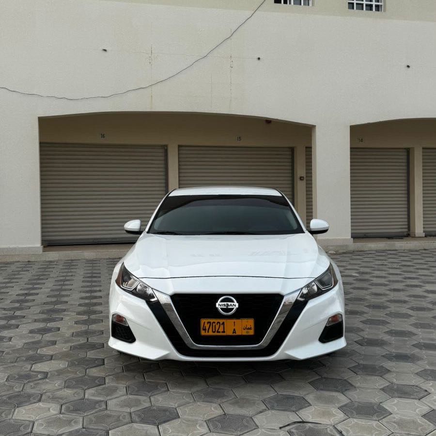 Car Image 2019 NISSAN ALTIMA S