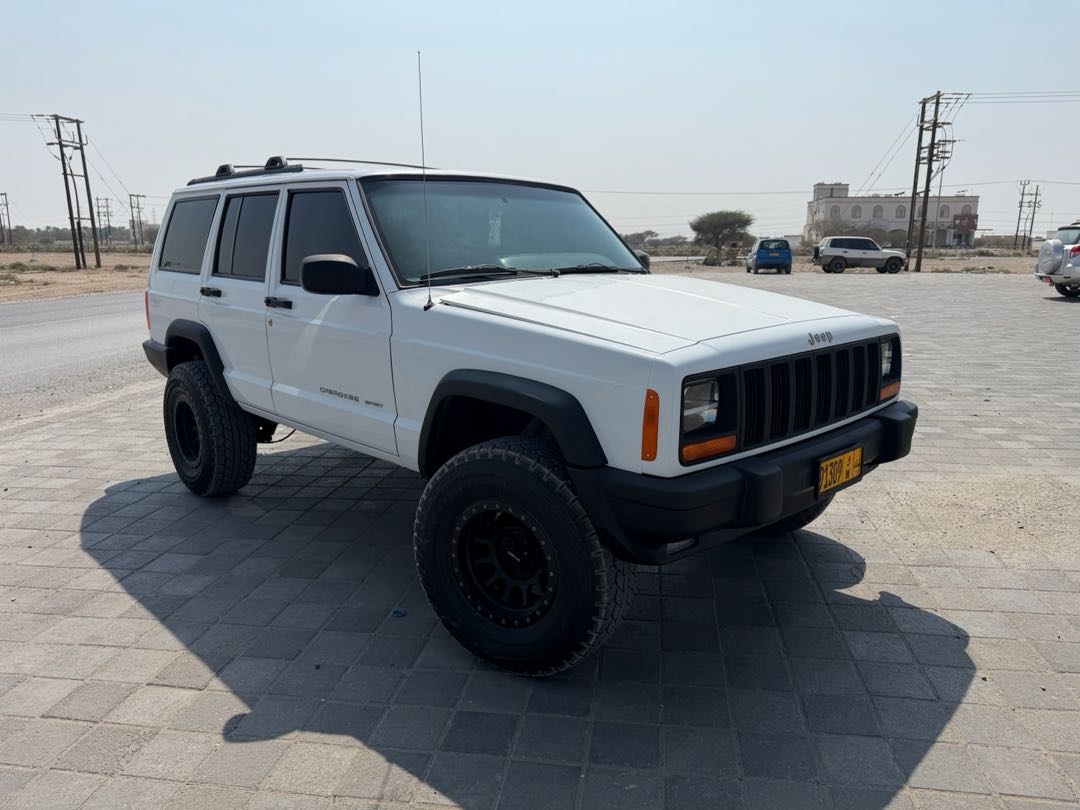 جيب شيروكي Sport 2001