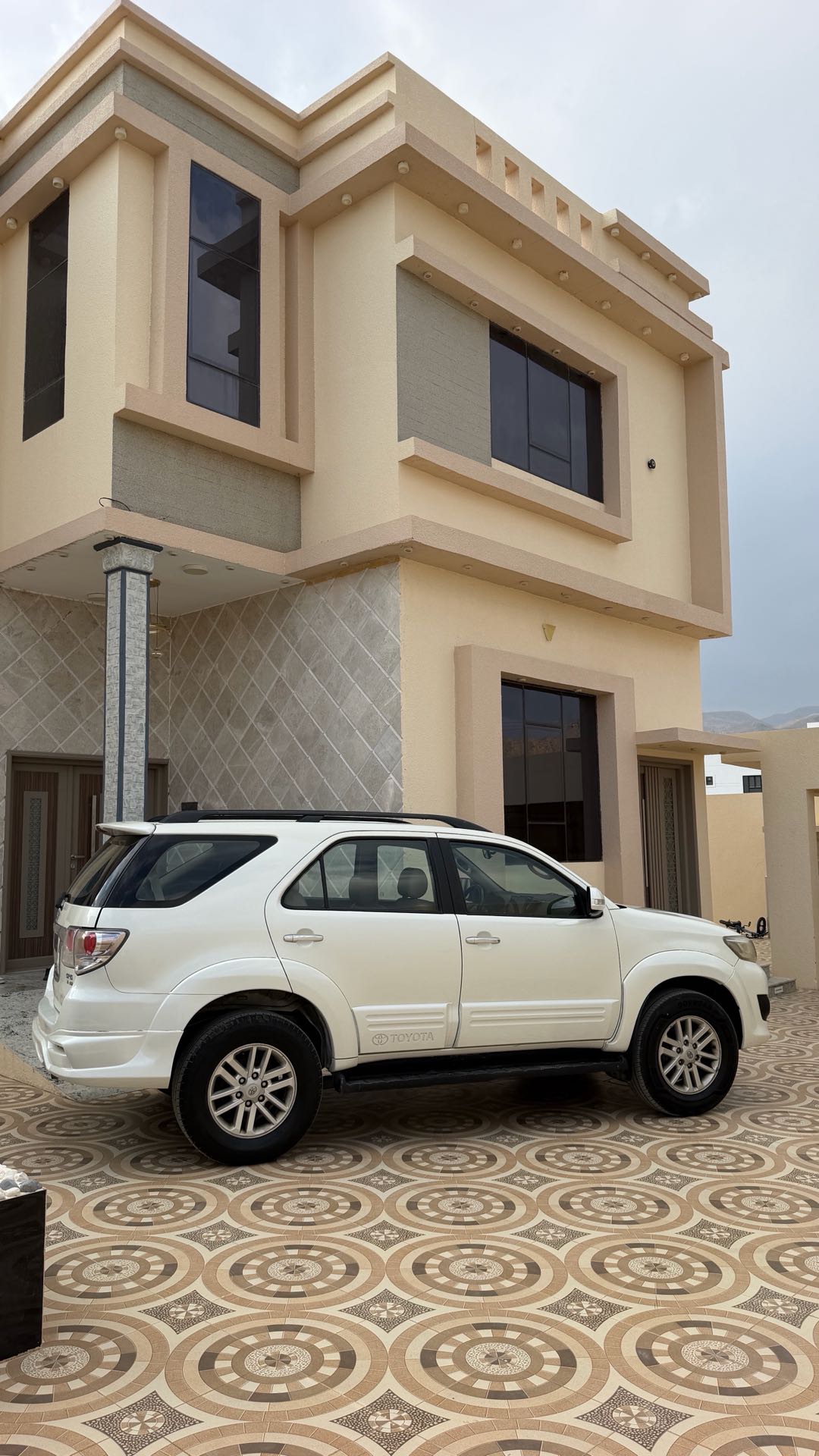 TOYOTA FORTUNER SR5 2013