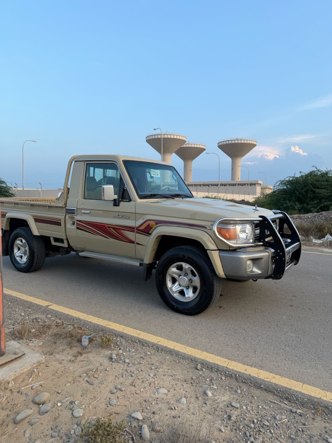 TOYOTA Cruiser Pickup GXL 2010