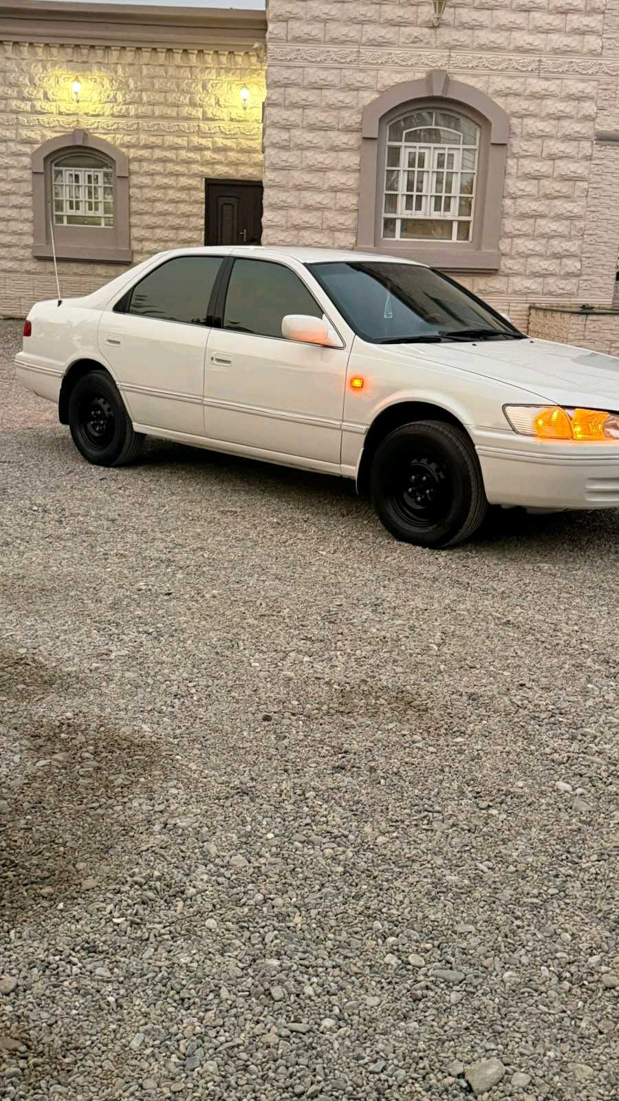 تويوتا كامري GL 2001