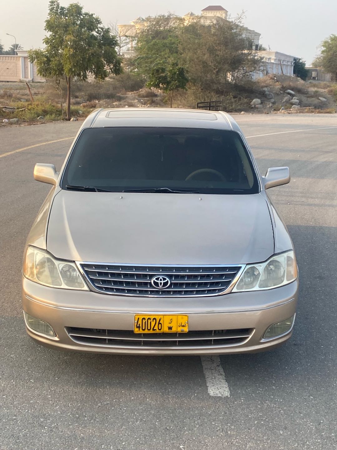 TOYOTA AVALON XL 2002