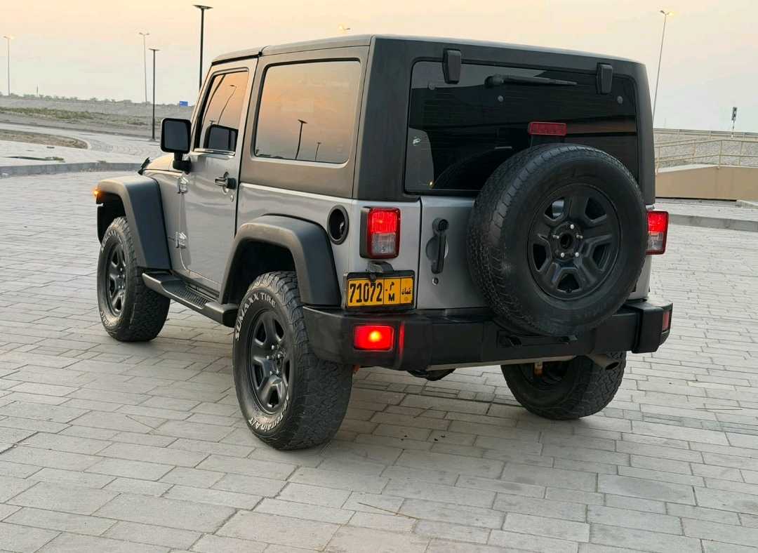 JEEP WRANGLER Unlimited Sahara 2013