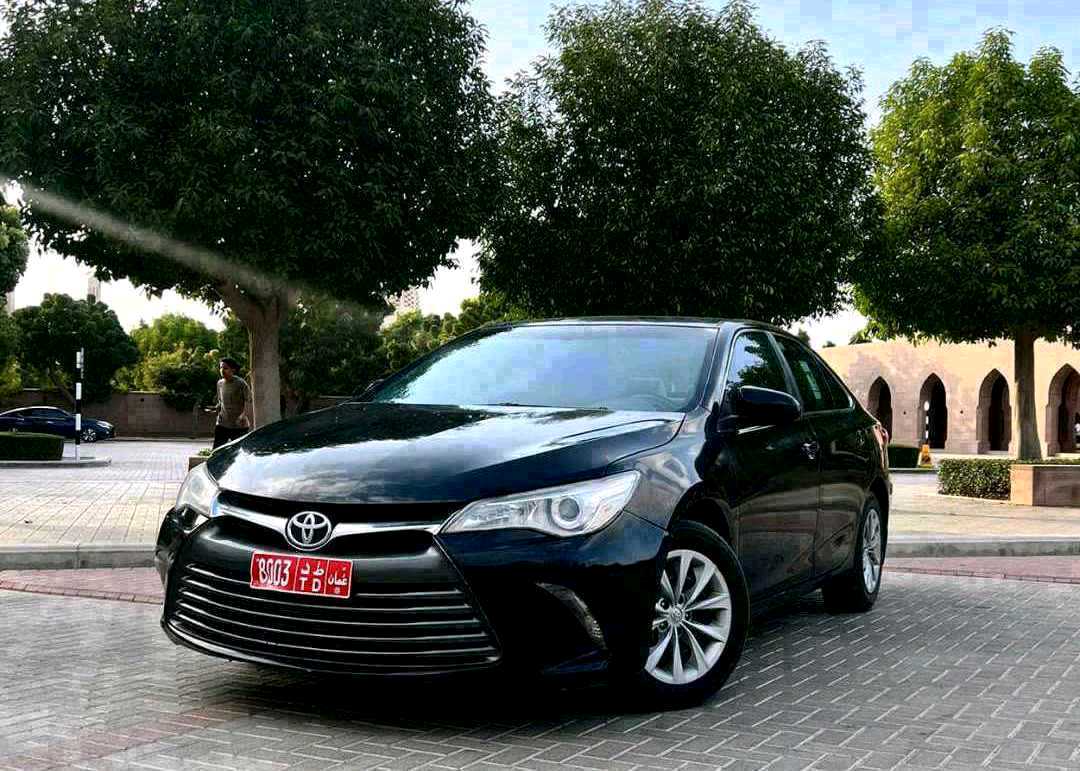 TOYOTA CAMRY 2017