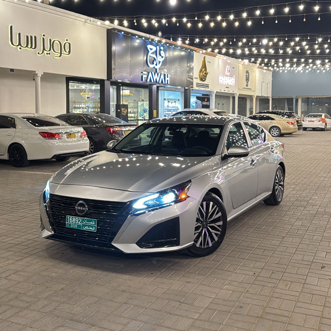 نيسان التيما SV 2023