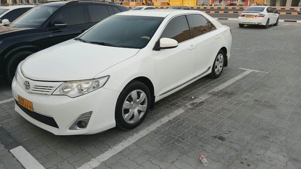 تويوتا كامري GL 2014