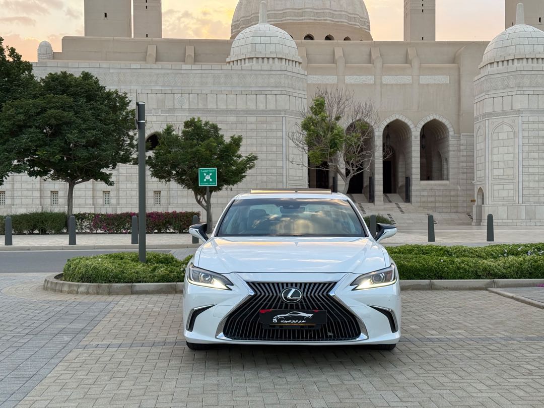 لكزس ES 350 Base 2021