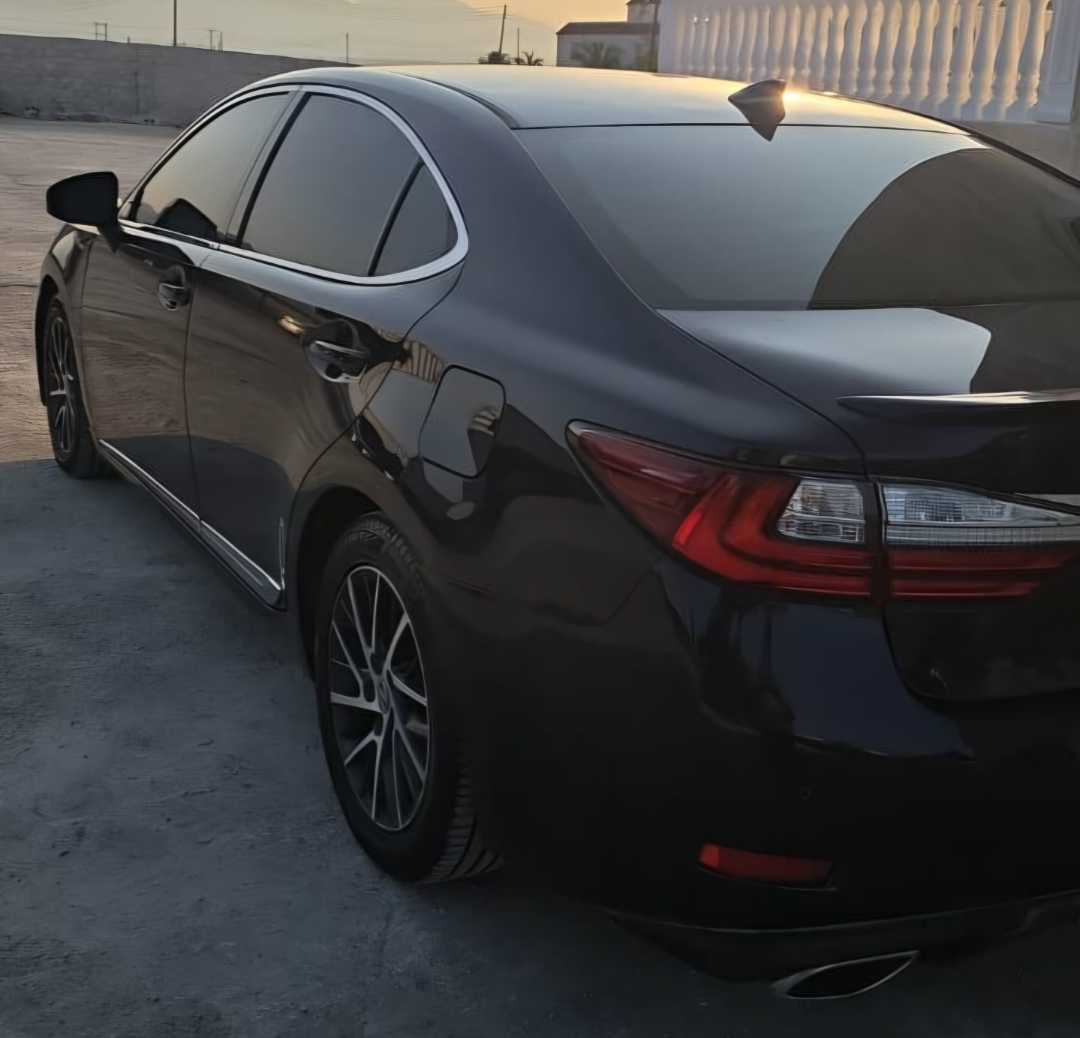 LEXUS ES 350 Base 2016