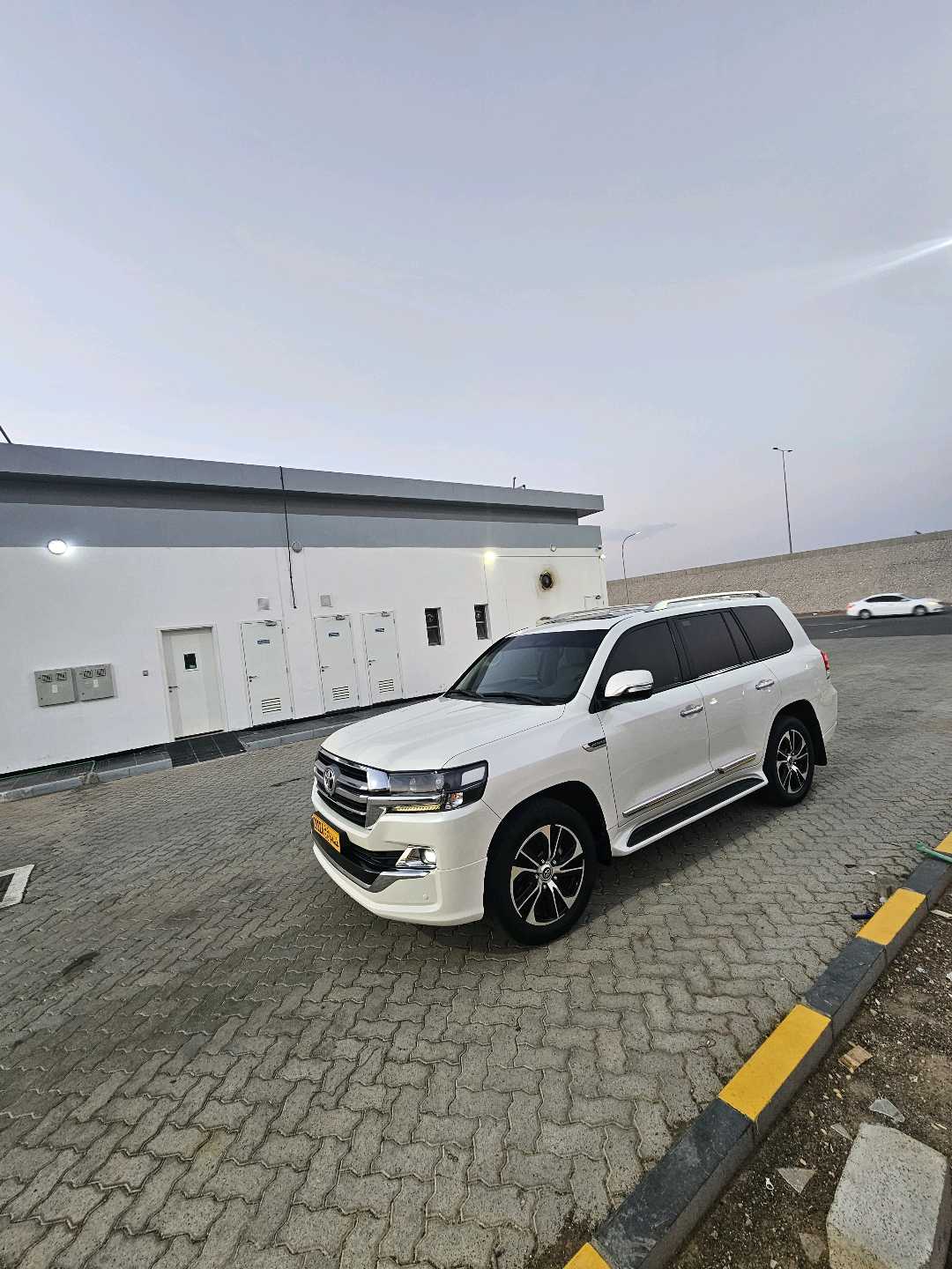 TOYOTA LAND CRUISER GX.R 2020