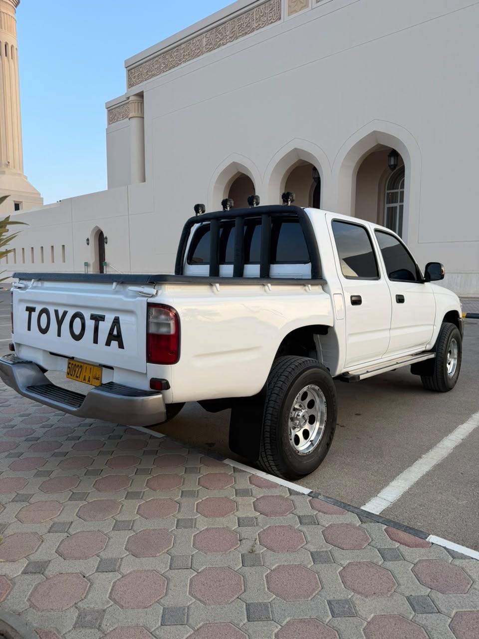 TOYOTA HILUX 2002