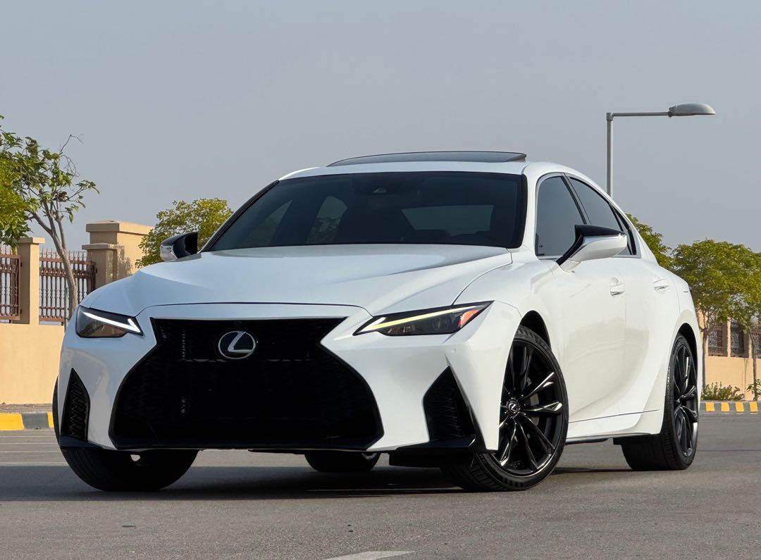 LEXUS IS 350 Base 2021