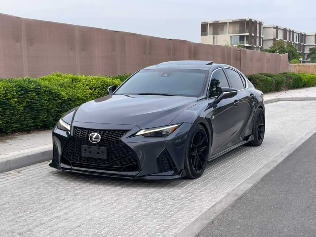 LEXUS IS 300 Base 2022