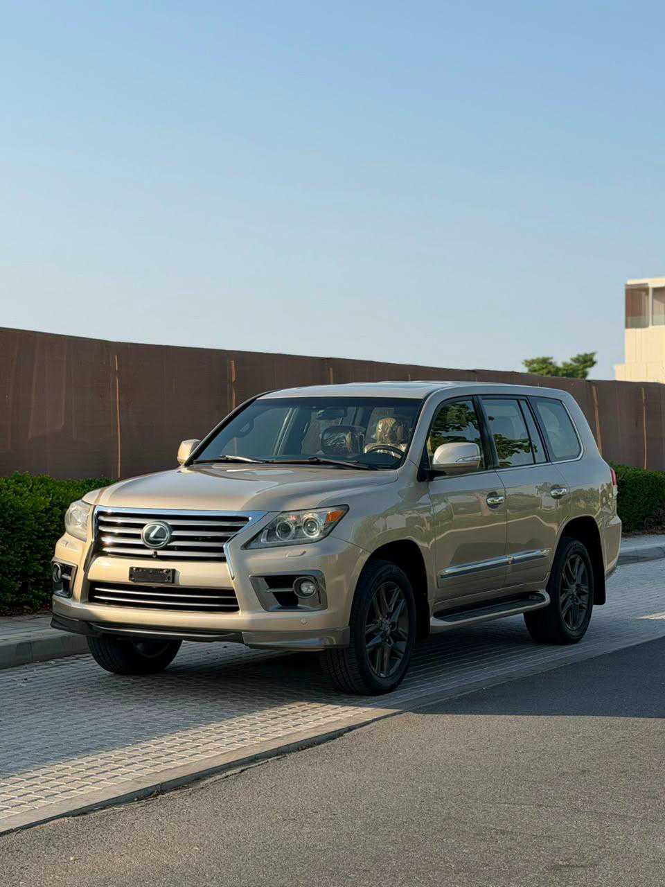 لكزس LX 570 2009