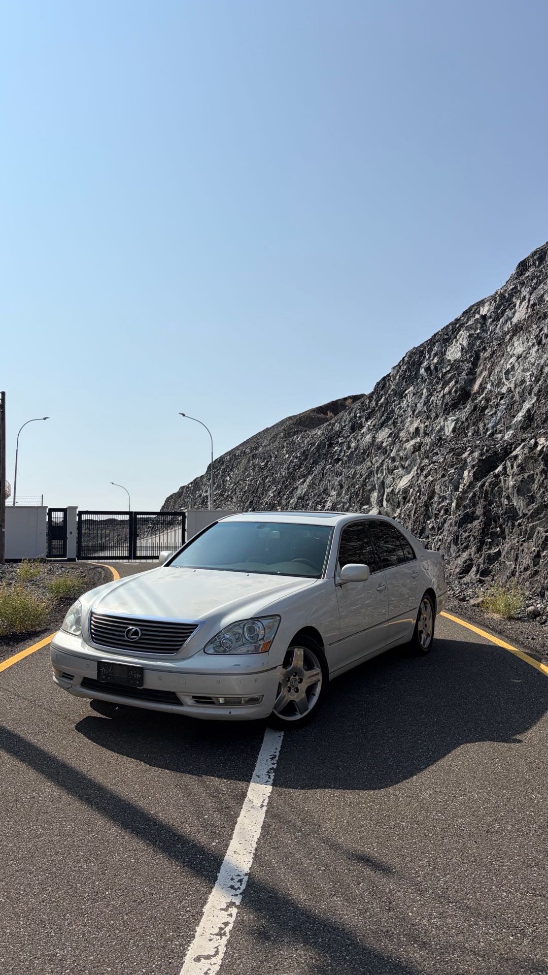 لكزس LS 430 1/2 Ultra 2004