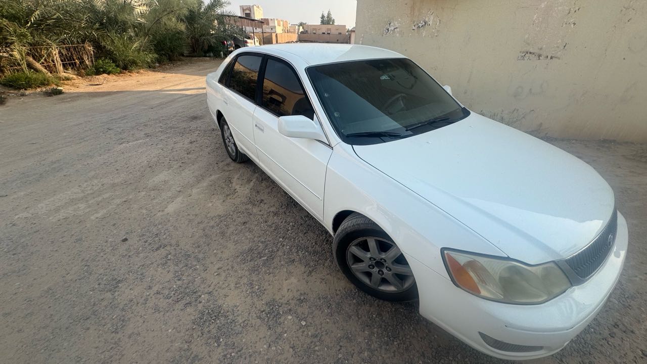 تويوتا أفلون XL 2001
