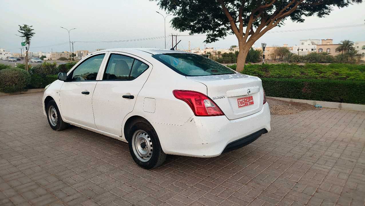 NISSAN SUNNY 2020
