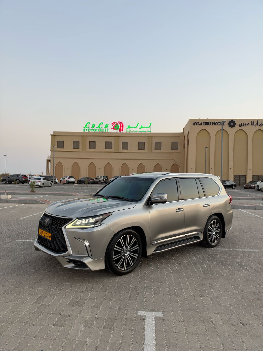 LEXUS LX 570 2019