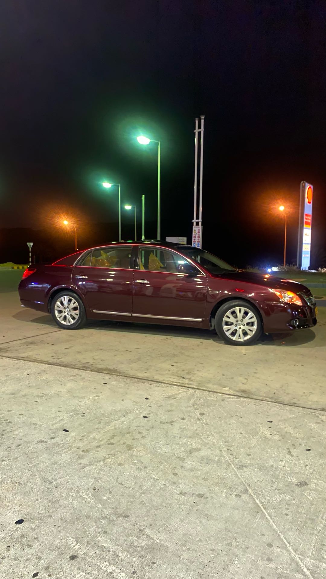 TOYOTA AVALON LIMITED 2006