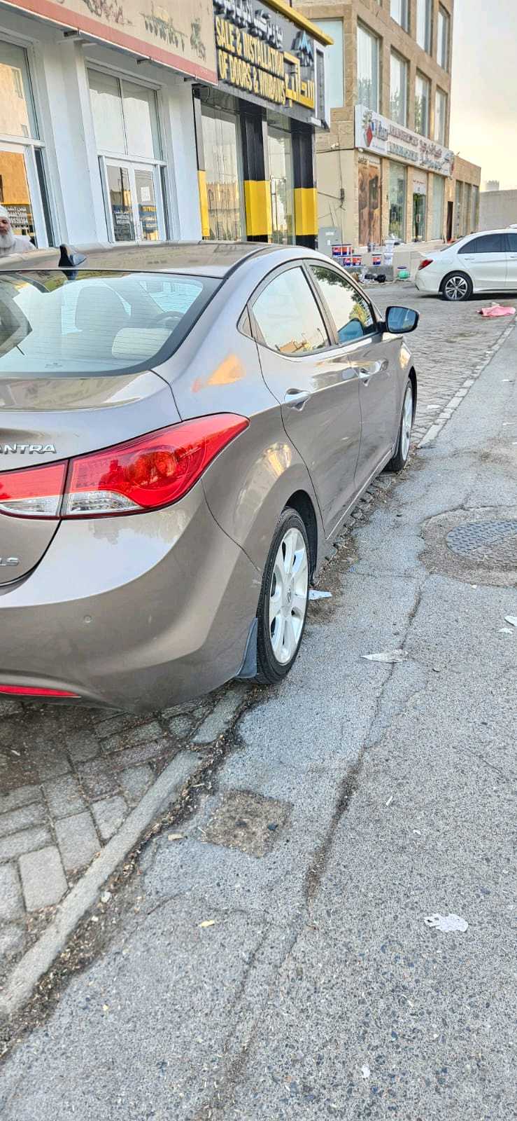 HYUNDAI ELANTRA GLS 2014 for sale in Oman | Sooq Cars
