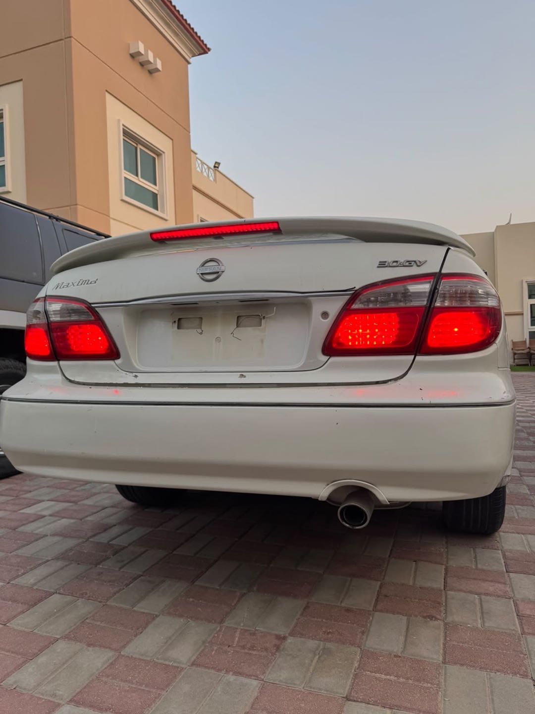 نيسان مكسيما SV 2002
