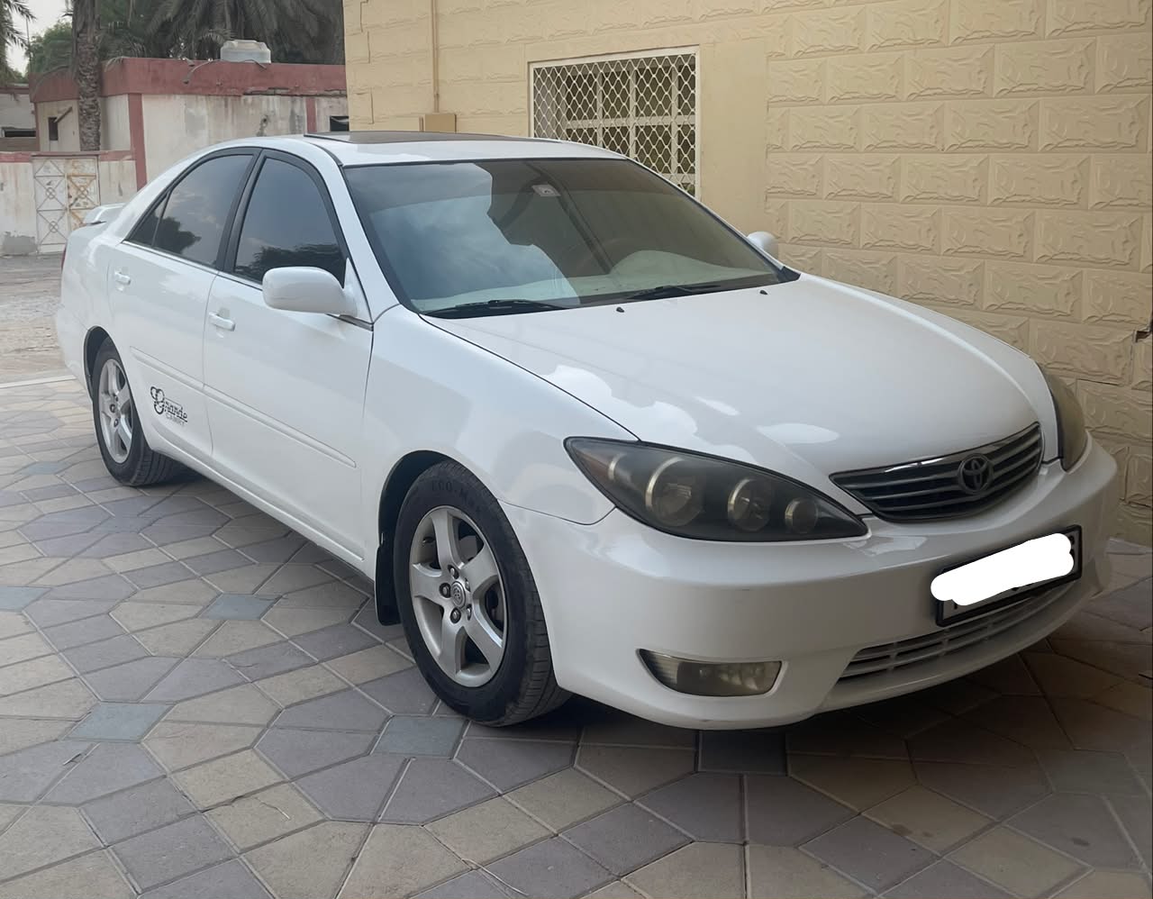 تويوتا كامري XLE 2006