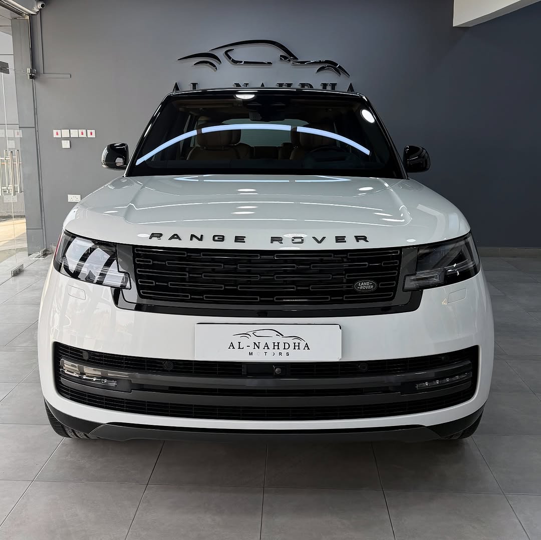 Car Image 2023 LAND ROVER VOGUE 