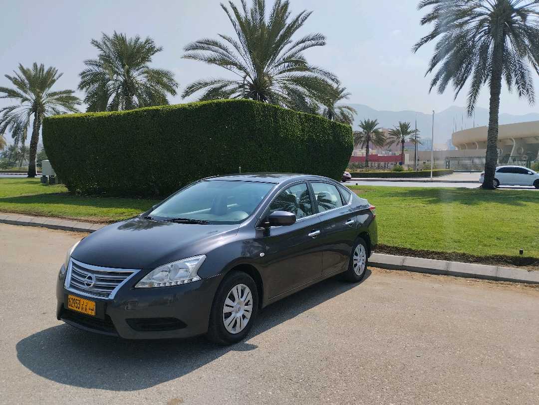 نيسان سنترا SV 2016