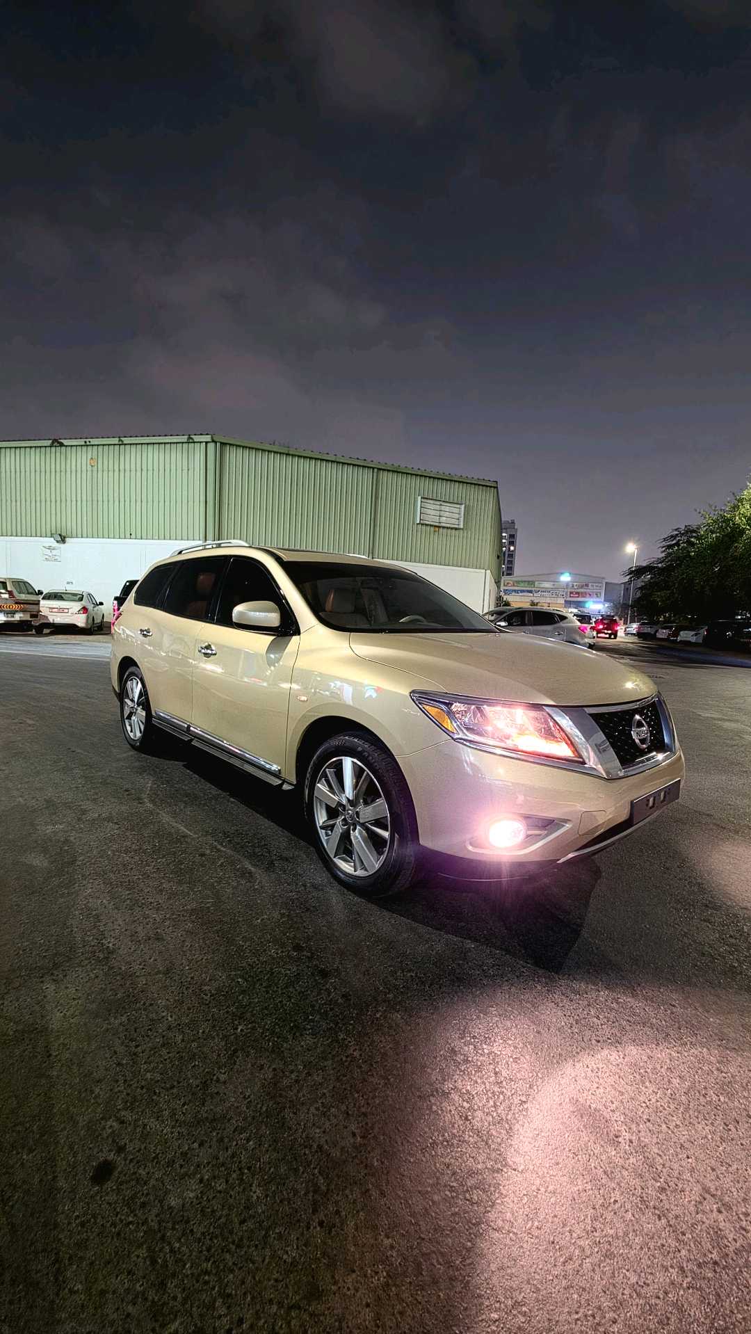 نيسان باثفيندر SV 2014