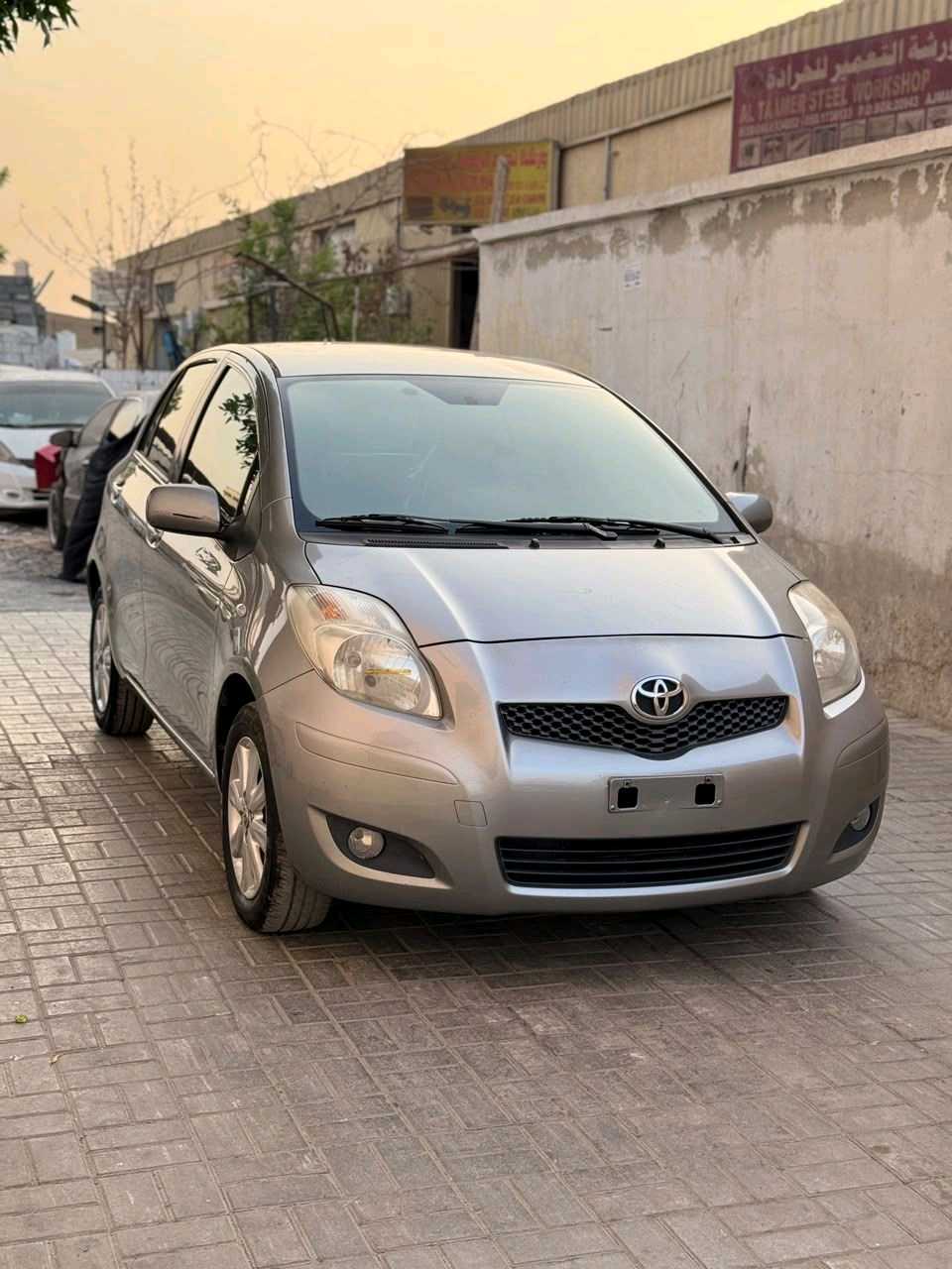 TOYOTA YARIS 1.3 2011