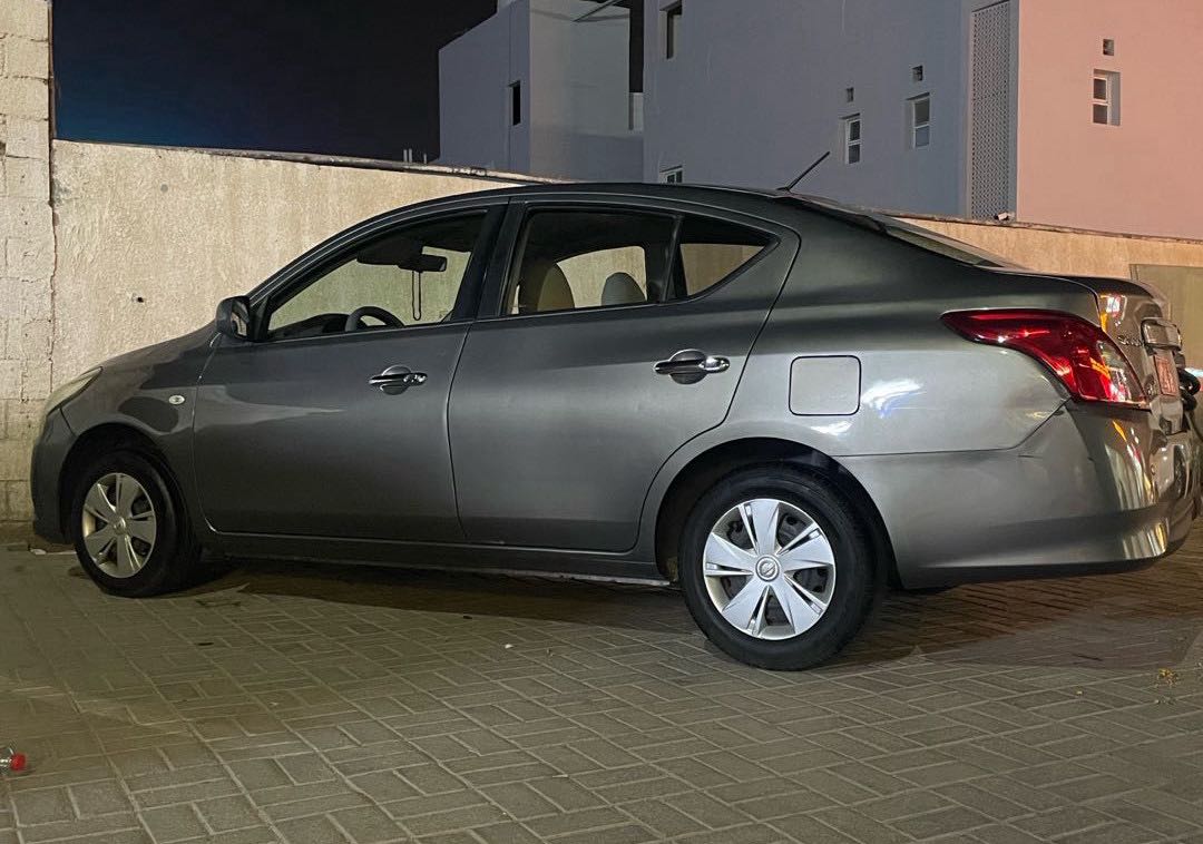 NISSAN SUNNY 2019
