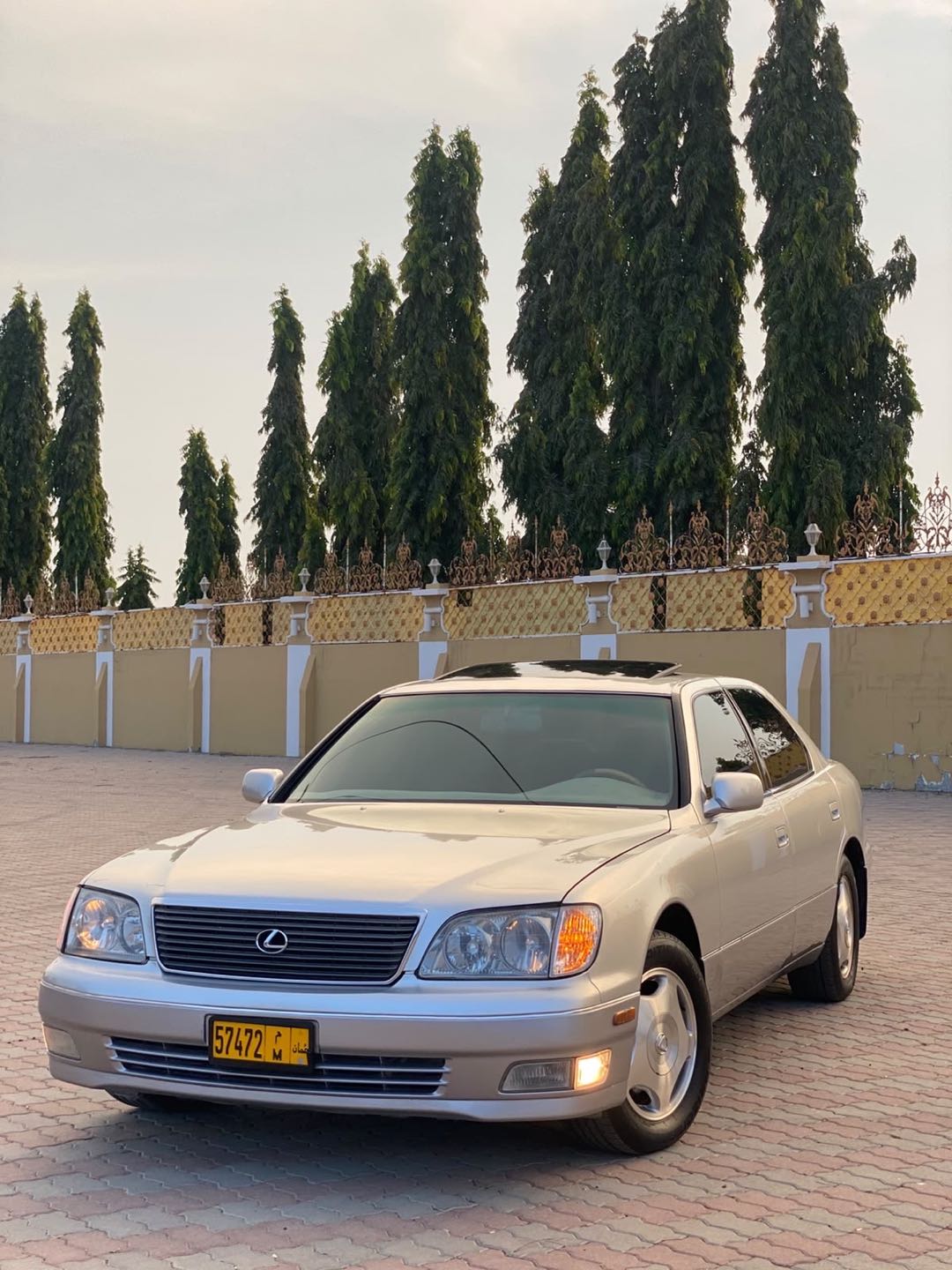 لكزس LS 400 Base 1998