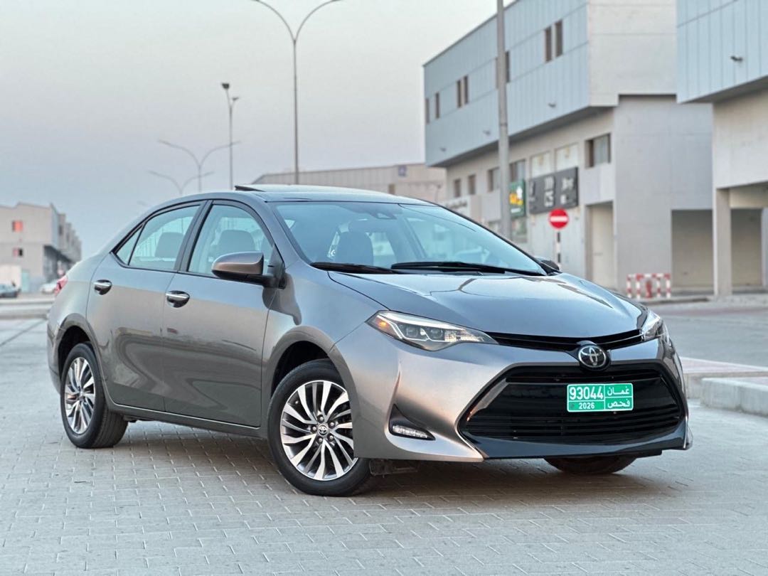 تويوتا كورولا XLE 2019