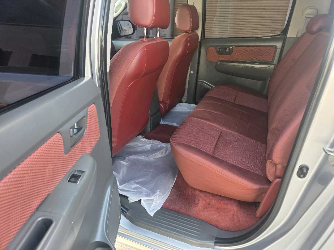 TOYOTA HILUX 2.7 2015