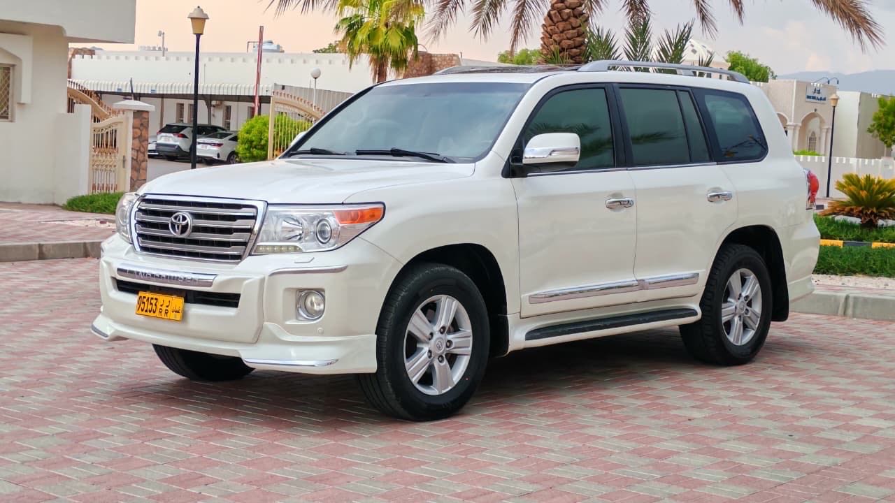 TOYOTA LAND CRUISER GX.R 2014